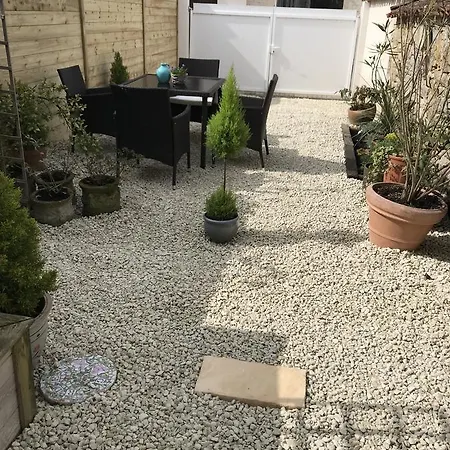 Maison Des Amis Studio